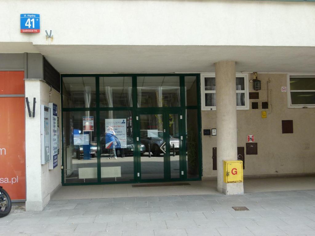 Kwatera Na Wspolnej Warsaw Luaran gambar